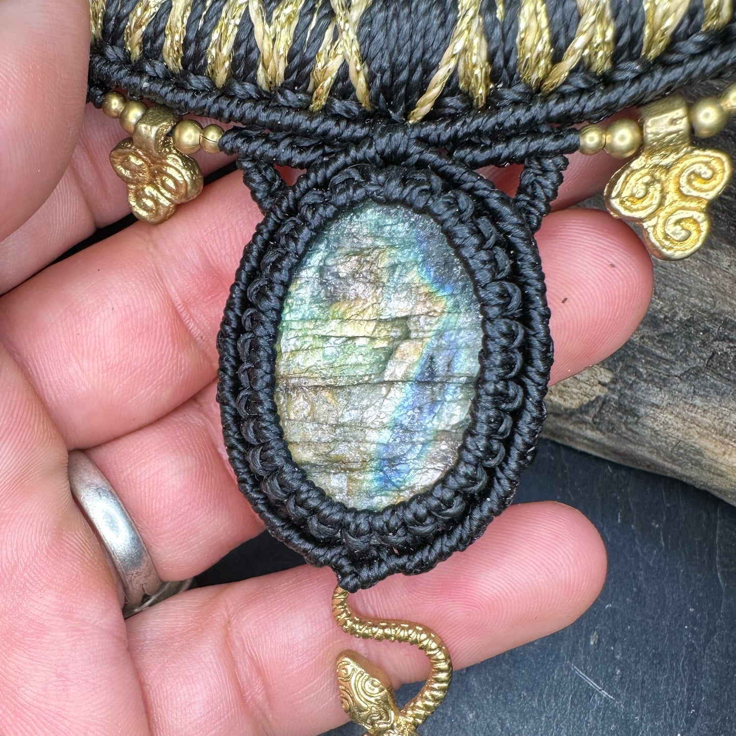 Raw Labradorite Collier